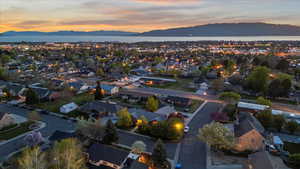 Bird's eye view with a mountain view and a residential view