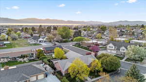 Aerial view featuring a residential view and a mountain view