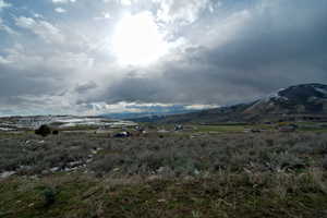 View of mountain feature