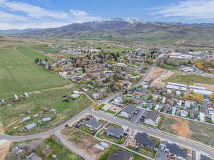 Aerial view with a residential view and a mountain view