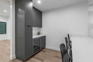 Snack area w mini frigerator