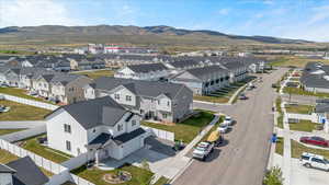 Aerial view featuring a residential view and a mountain view
