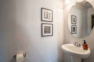 1/2 bath