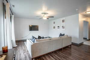 Photo 7 of 837 N 150 W