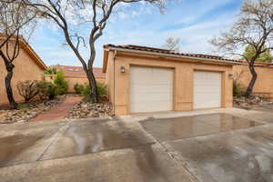 Garage with fence