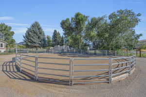 Round pen
