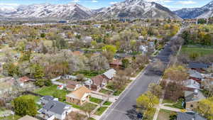 Aerial view with a mountain view and a residential view