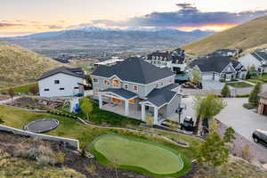 Bird's eye view featuring a mountain view and a residential view