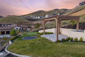 View of mountain feature