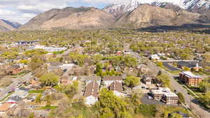 Drone / aerial view featuring a mountain view