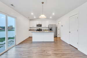 Bright kitchen!