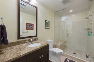 Photo 17 of 45 W SOUTH TEMPLE ST #704