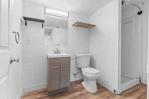 Unit 4 Bathroom