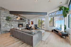 Photo 6 of 2422  IRON CANYON DR