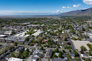 Drone / aerial view featuring a mountain view