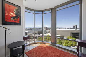 City/Mountain View