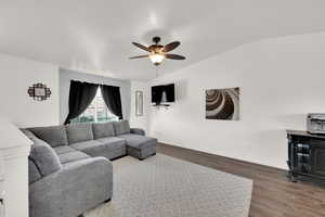 Photo 3 of 1594 N 2640 W