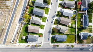 Bird's eye view with a residential view