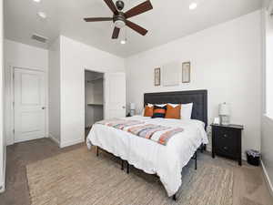 Main bedroom with walk in closet