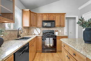 Photo 22 of 918 N 1420 W
