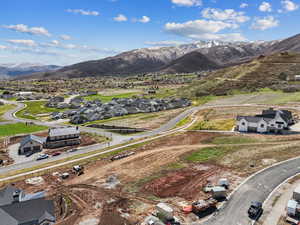 Aerial view with a residential view and a mountain view