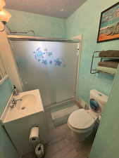 Full bathroom