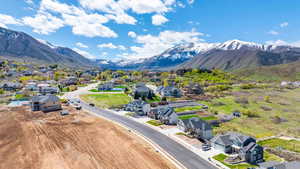 Aerial view featuring a residential view and a mountain view