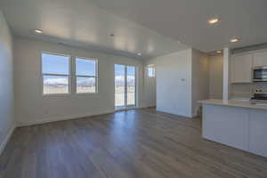 *Photo of similar home in community, options and finishes may vary*