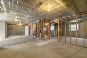 Photo 33 of 618 W 225 S