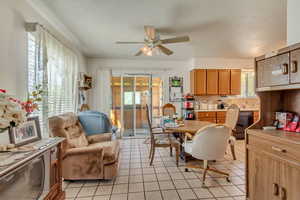 Photo 5 of 386 W 1125 N