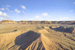 View of mountain feature
