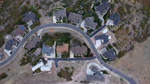 Birds eye view of property with a residential view