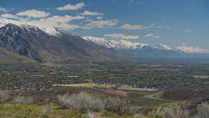 View of mountain feature