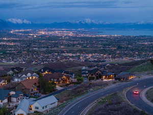 Bird's eye view with a residential view and a mountain view