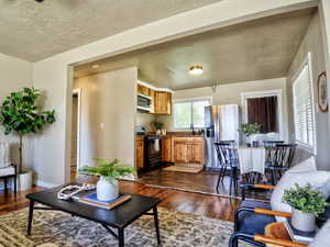 Photo 7 of 630 E 2550 N