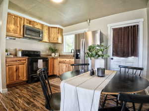 Photo 8 of 630 E 2550 N