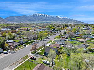 Aerial view with a mountain view and a residential view
