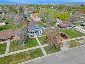 Birds eye view of property featuring a residential view