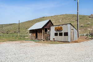 View of outdoor structure with an outdoor structure and an exterior structure