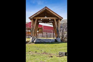 Surrounding community with an outbuilding