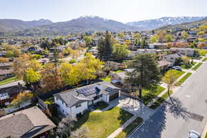Photo 40 of 1045 E CLAREMONT DR