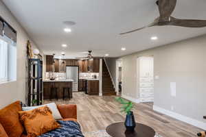 Photo 18 of 1045 E CLAREMONT DR