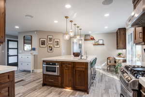 Photo 10 of 1045 E CLAREMONT DR
