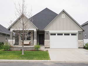Photo 1 of 2212 W AUTUMN DR