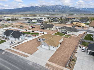 Aerial view featuring a residential view and a mountain view