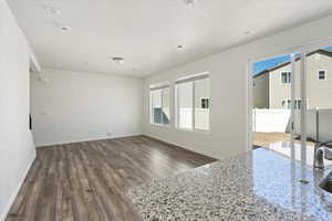Photo 4 of 347 N COLONNADE RD #1004