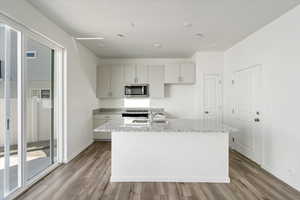 Photo 6 of 347 N COLONNADE RD #1004