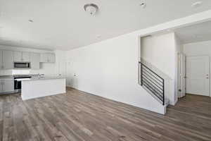 Photo 5 of 347 N COLONNADE RD #1004