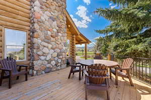 Deck featuring outdoor dining area