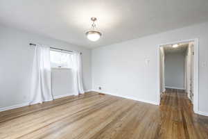 Photo 5 of 1425 W RIVERSIDE CIR